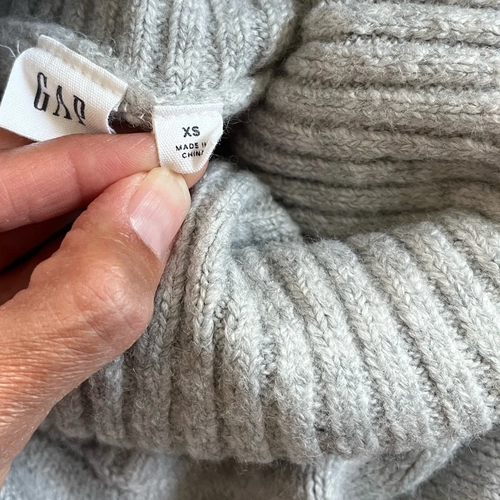 Gap cowl neck wool blend sweater size XS